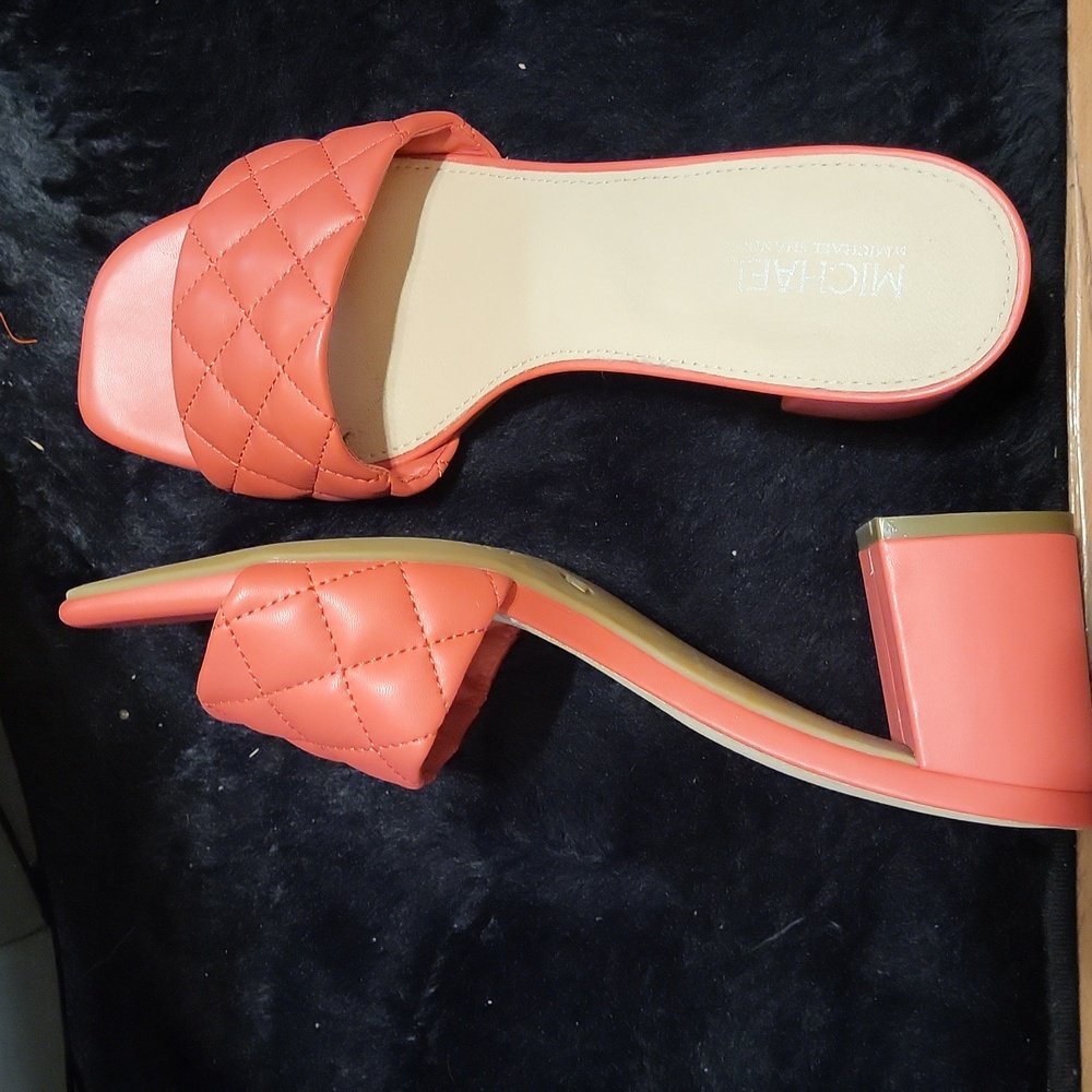 Pink heels